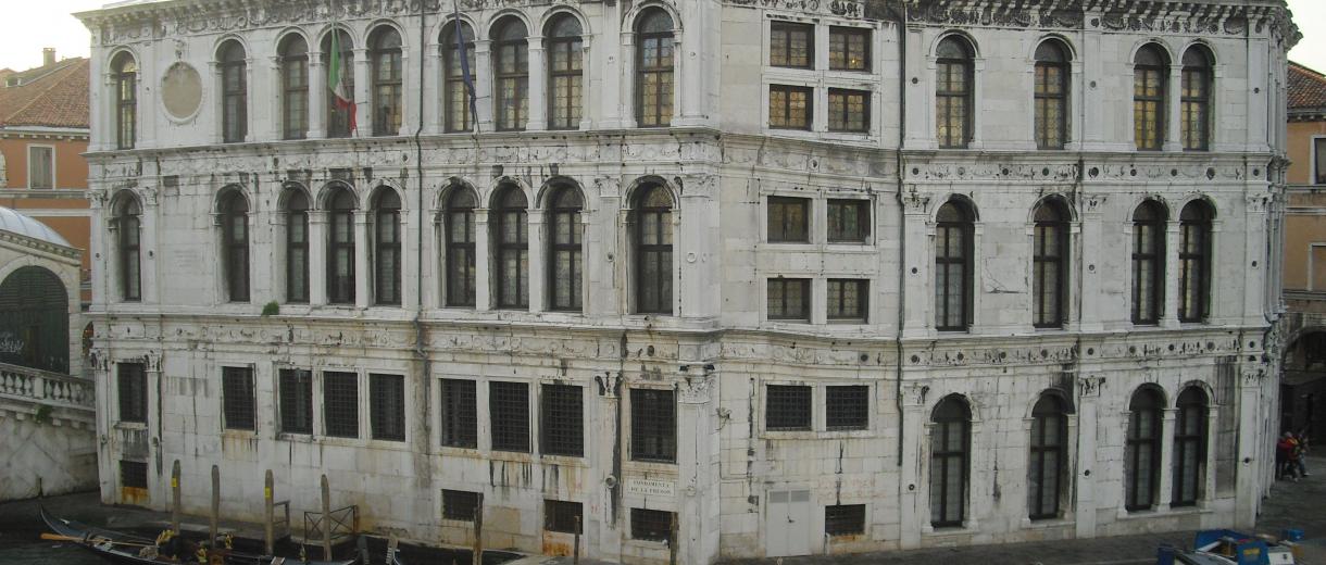 Camerlenghi Palace on Canal Grande - Venice